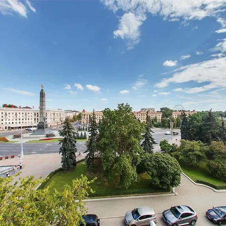 Studio On Nezavisimosti Square Appartamento